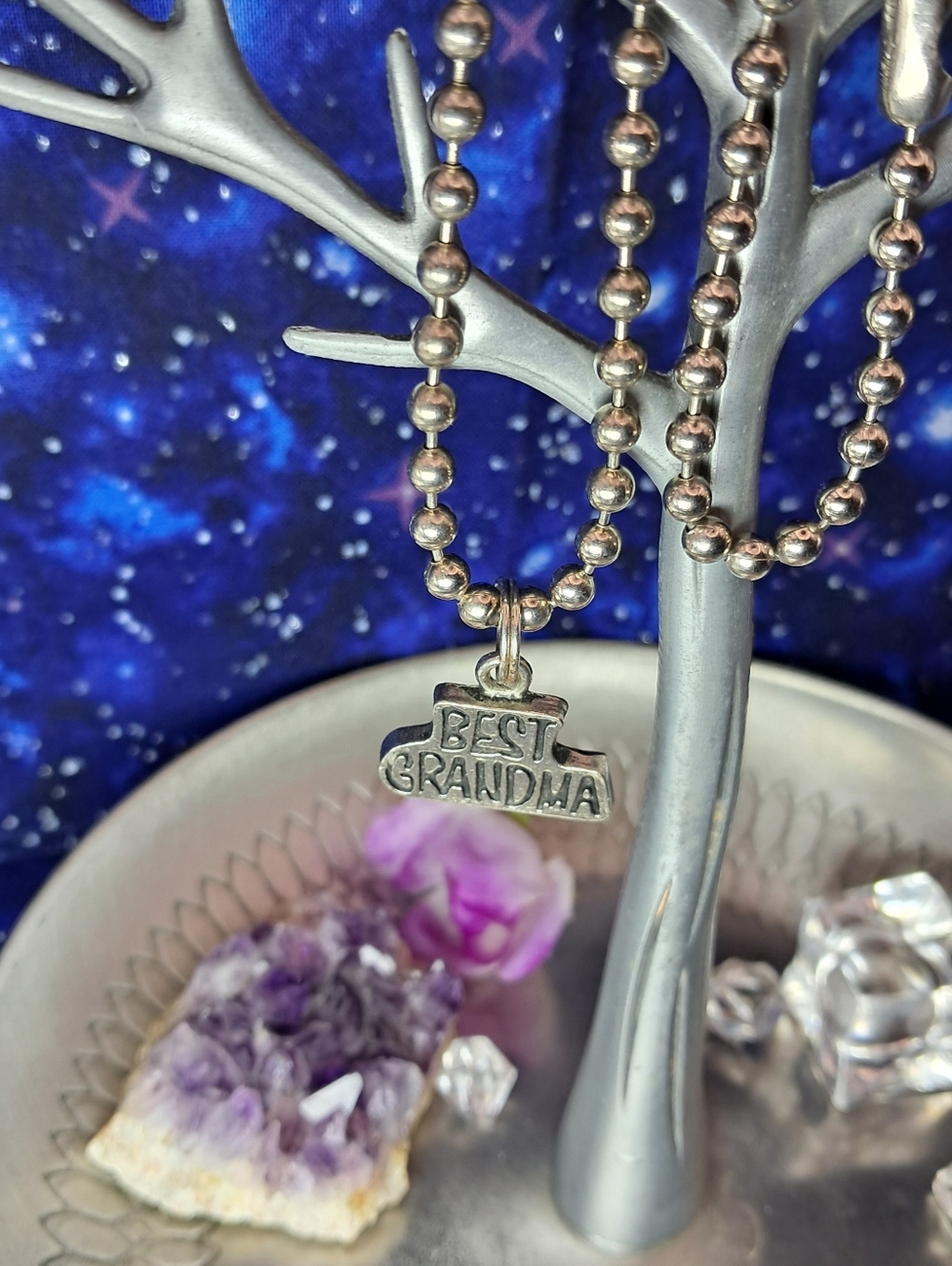 Sweet "Best Grandma" Charm & Chunky Silvertone Ball Chain Necklace